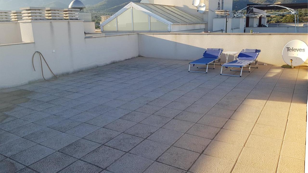 Golden Beach Apartamentos ซันต์การ์เลสเดลาราปีตา ภายนอก รูปภาพ