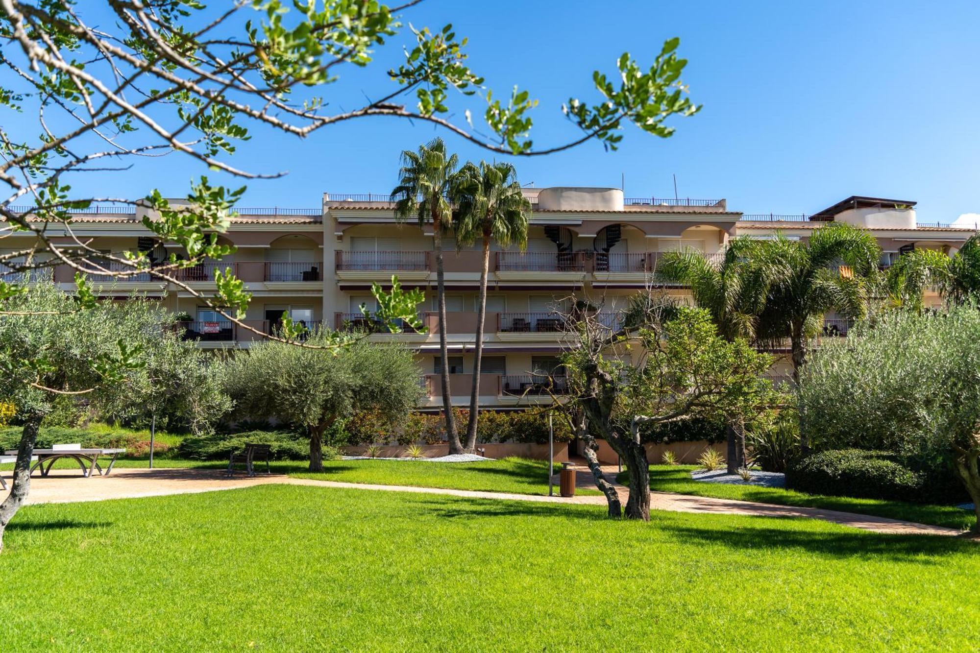Golden Beach Apartamentos ซันต์การ์เลสเดลาราปีตา ภายนอก รูปภาพ