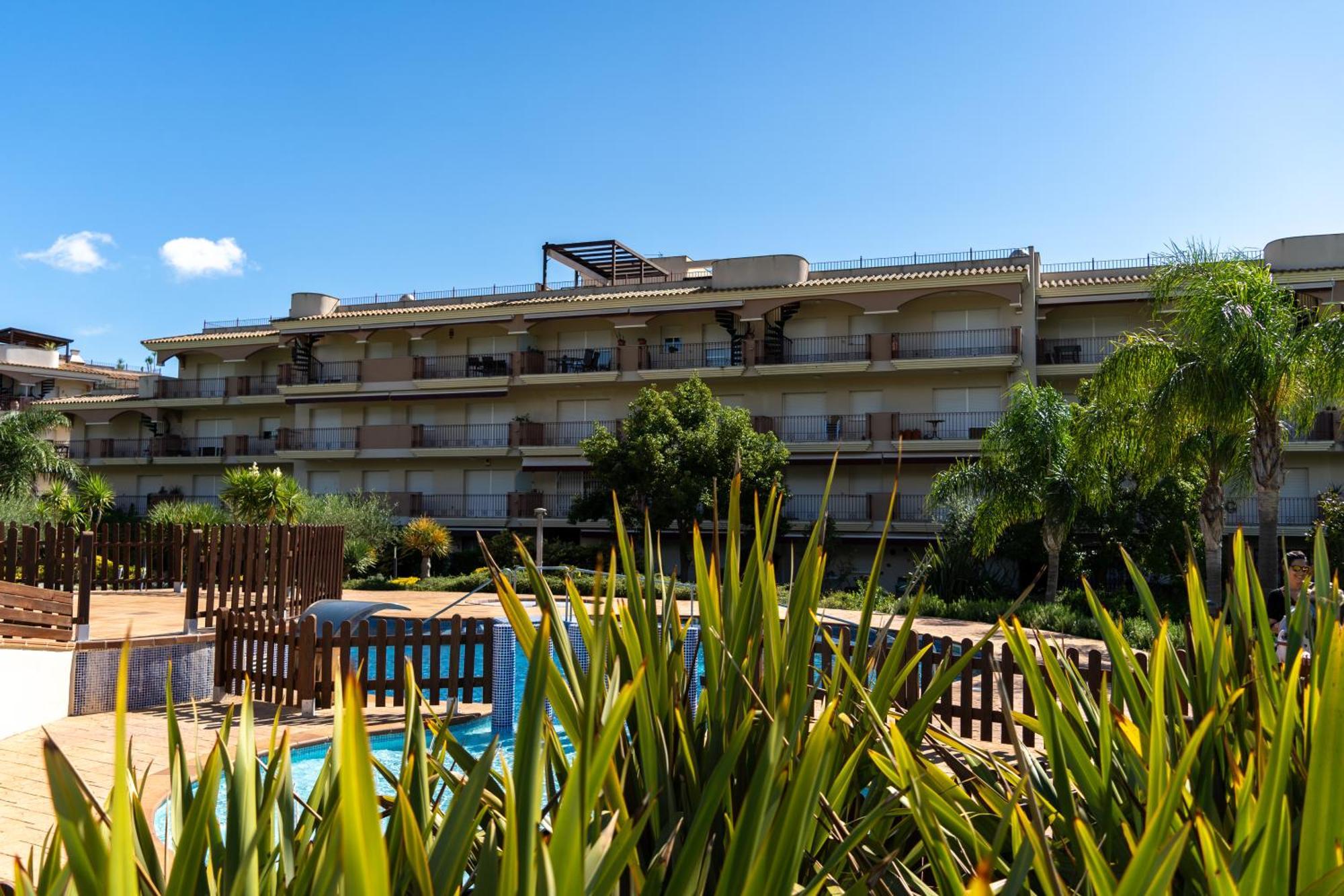 Golden Beach Apartamentos ซันต์การ์เลสเดลาราปีตา ภายนอก รูปภาพ