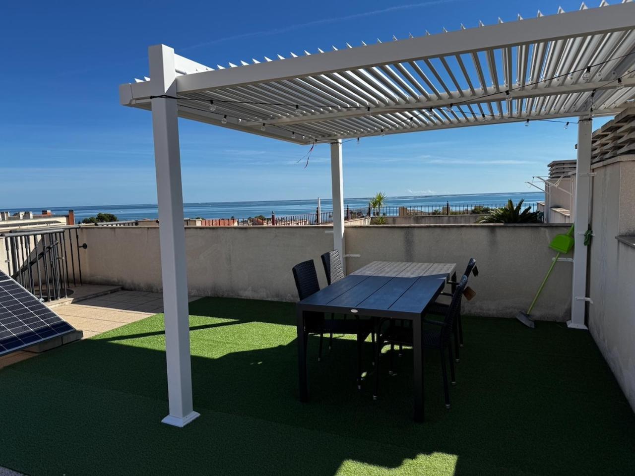 Golden Beach Apartamentos ซันต์การ์เลสเดลาราปีตา ภายนอก รูปภาพ