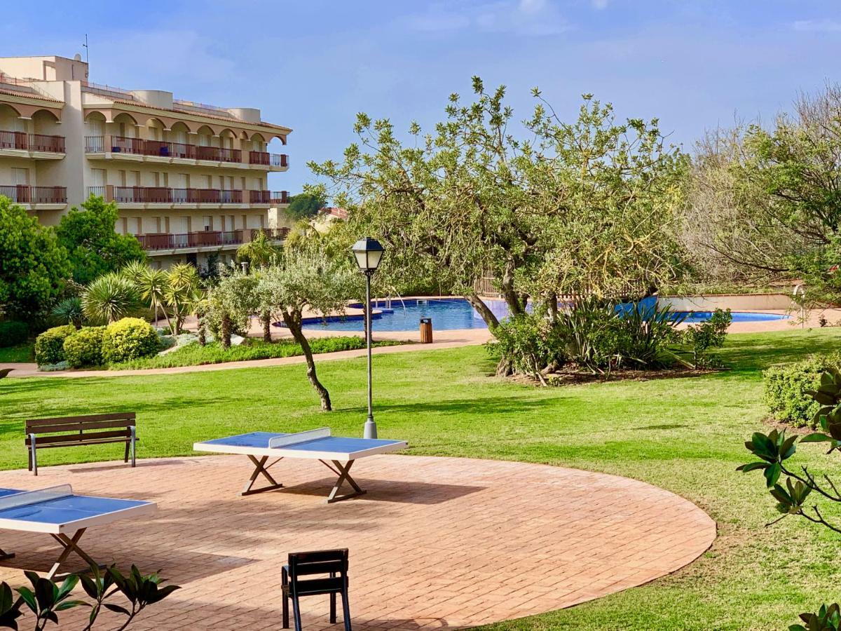 Golden Beach Apartamentos ซันต์การ์เลสเดลาราปีตา ภายนอก รูปภาพ