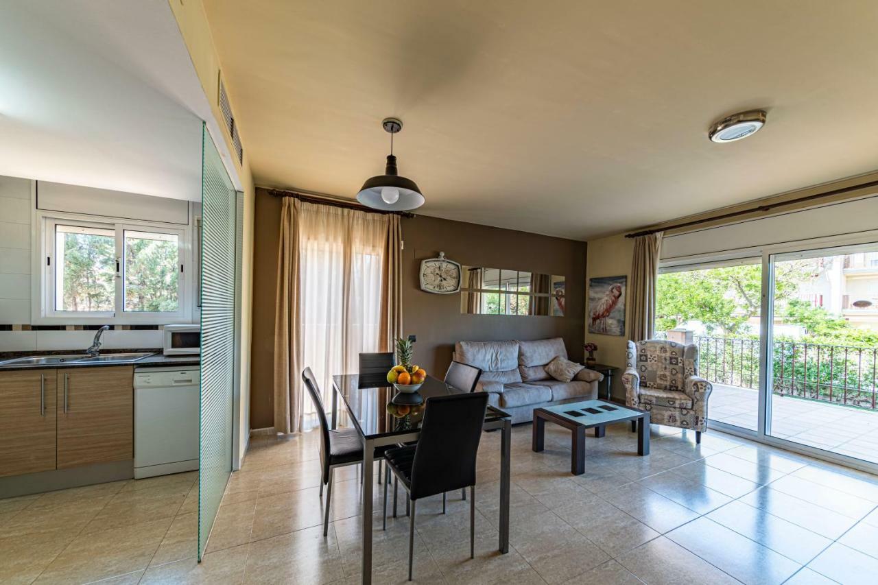 Golden Beach Apartamentos ซันต์การ์เลสเดลาราปีตา ภายนอก รูปภาพ